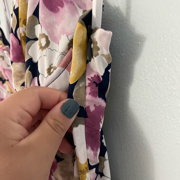 Lulus ruffled floral dress - Picture 5 of 10